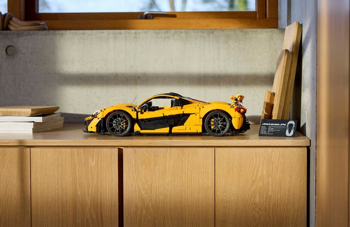 LEGO Technic McLaren P1 42172