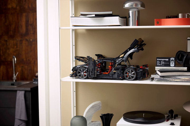 LEGO Technic Koenigsegg Sadair's Spear Megacar 42232