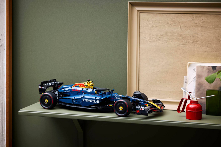 LEGO Technic Oracle Red Bull Racing RB20 F1-bil 42206