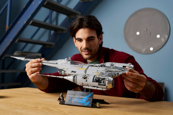 LEGO Star Wars The Mandalorian's N-1 Starfighter 75442