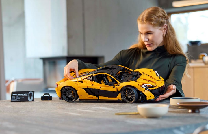 LEGO Technic McLaren P1 42172